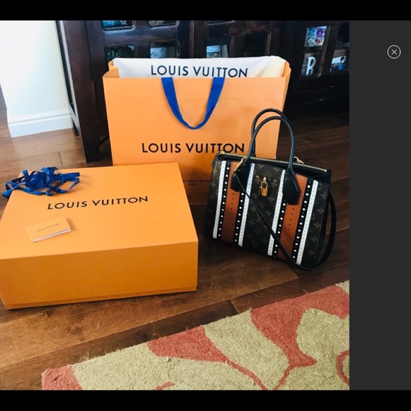 FOR SALE ONLY! 💖💖💖 - Picture 2 of 2